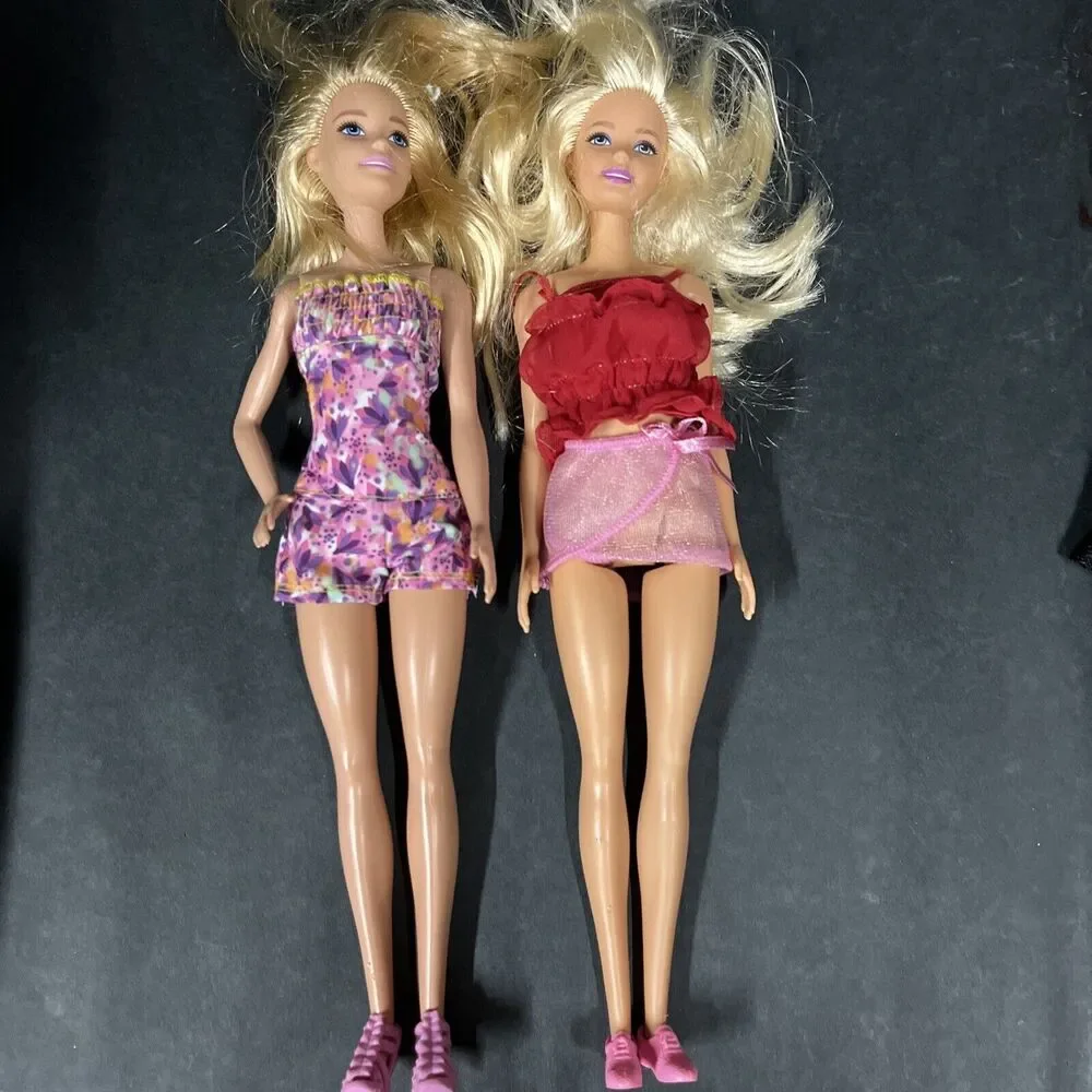 Lot Of 8 Mattel Fashion Barbie Dolls in‎ Various Styles Outfits & Shoes 2015
